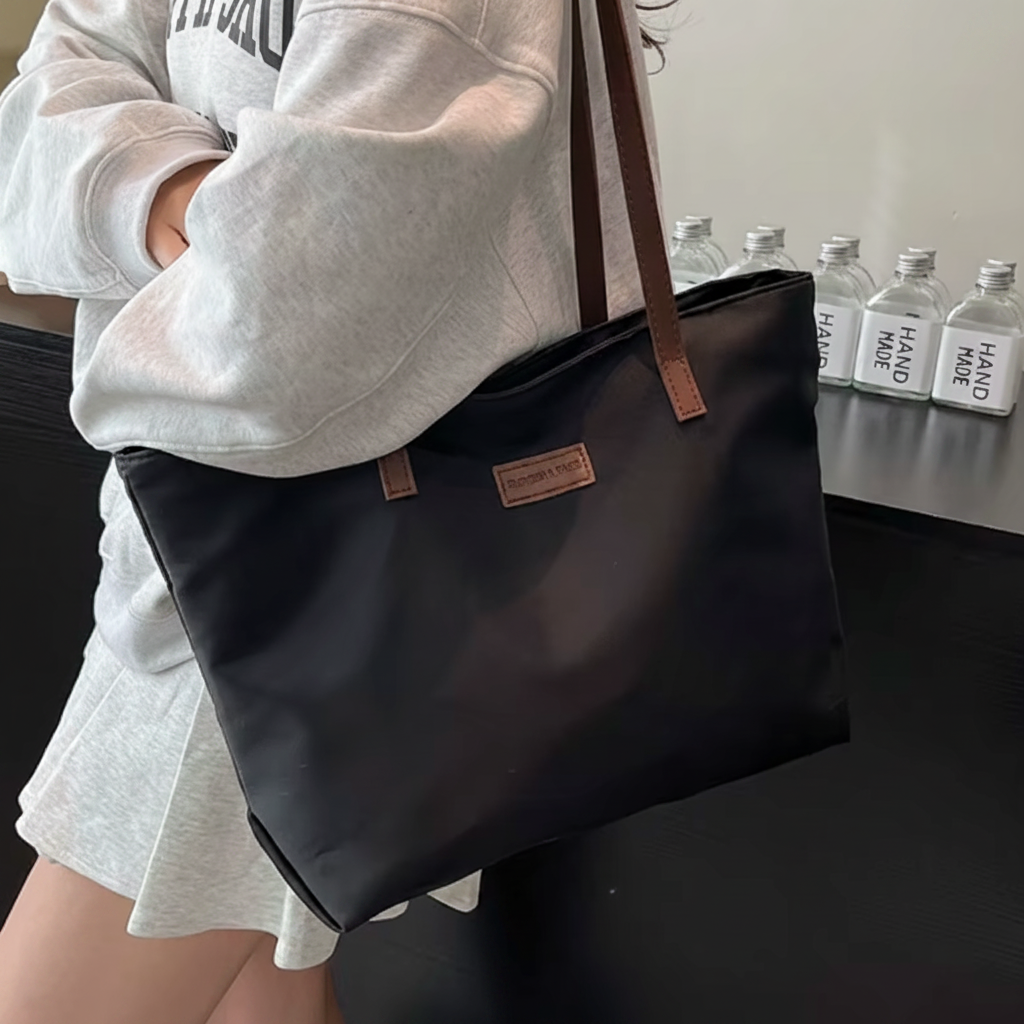 Casual Women's Shoulder Bag