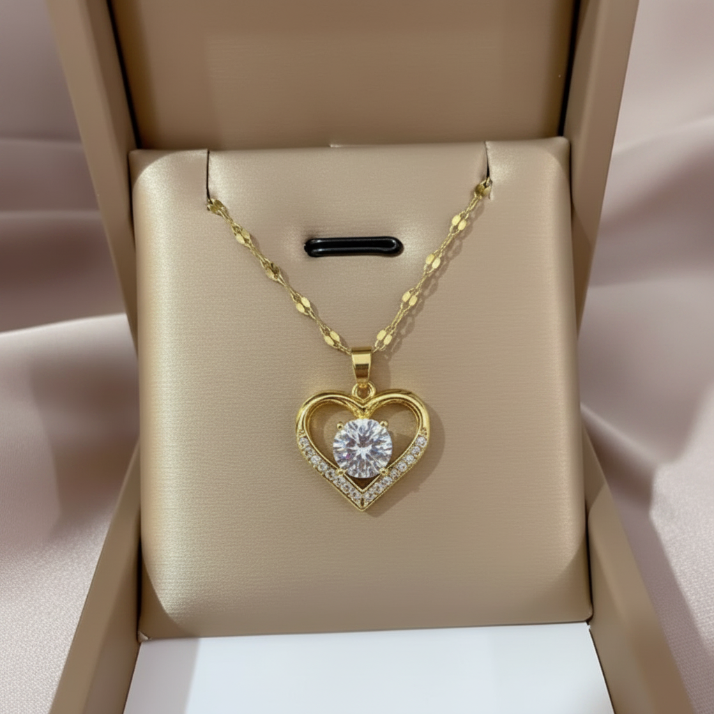 Artificial Gems Heart Pendant Necklace for Women
